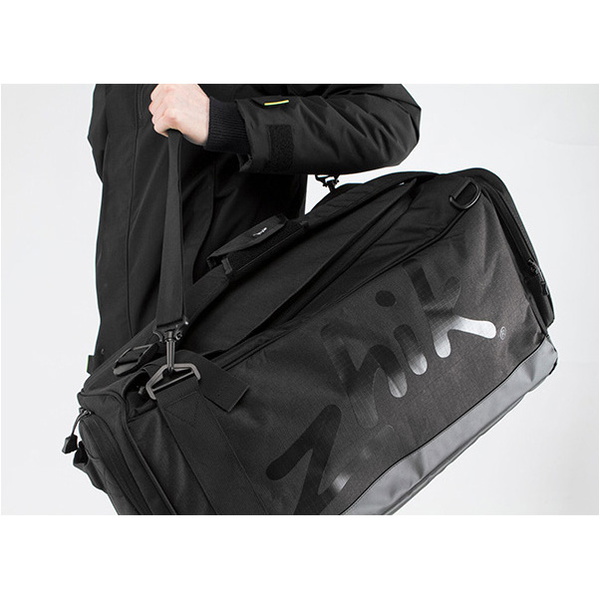 2026 Zhik Regatta Bag + Free 25L Dry Bag Black BAG160